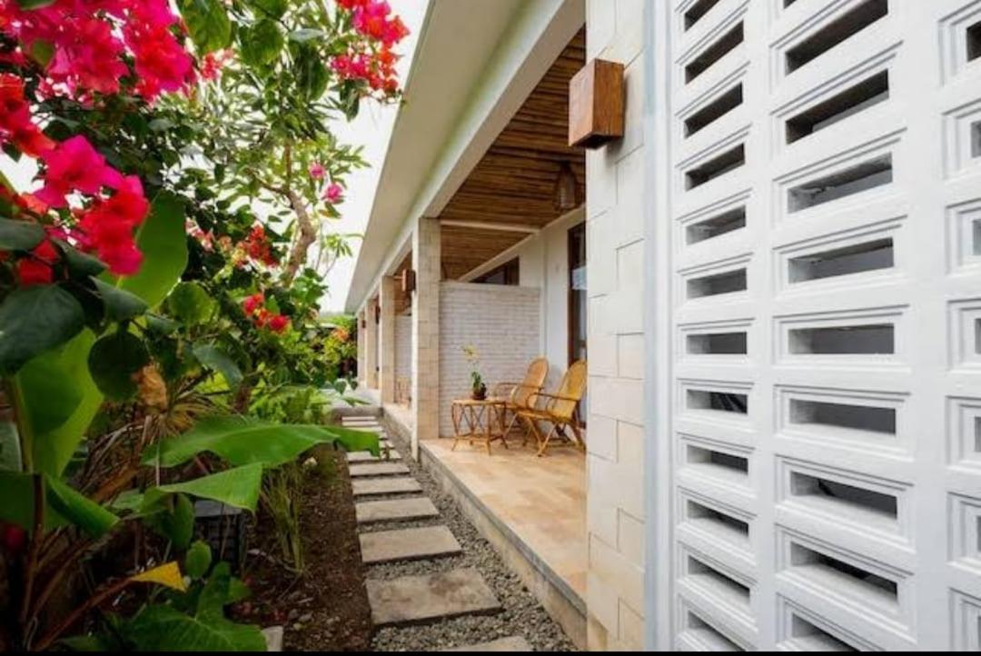 Surya Lombok Accommodation 셀롱 벨라낙 외부 사진